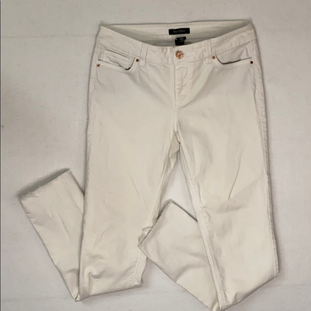 WHBM white denim skinny jeans raw edge hem sz 6R